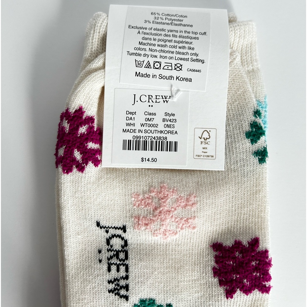 đ¸NWT Womenâs J. Crew Factory Snowflake Socks. Maroon/Green/Turquoise/ Multi. - Picture 4 of 4